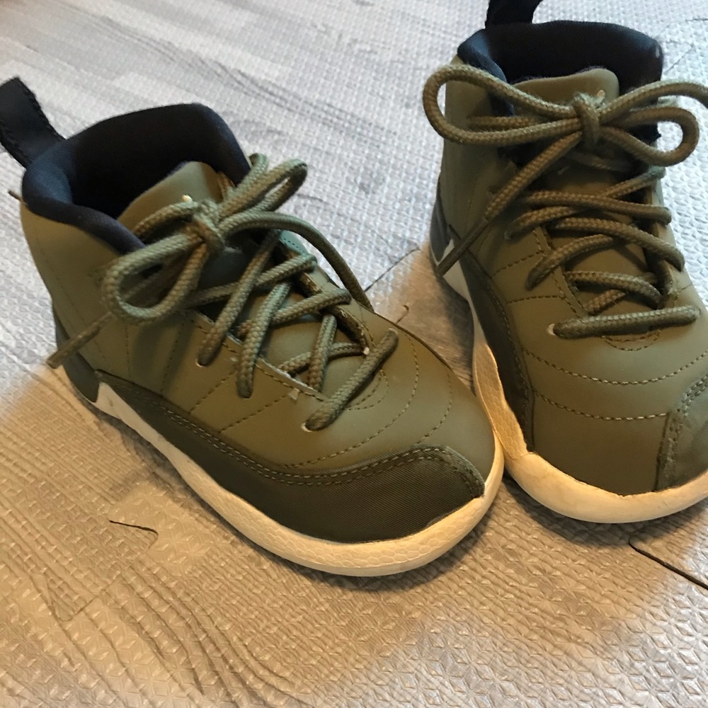 Olive Green Cavas Jordan Retro 12, Size 7